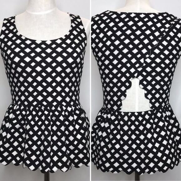 Anthropologie Tops - Anthropologie Postmark Black White Scalloped Peplum Tank Top Women’s XS